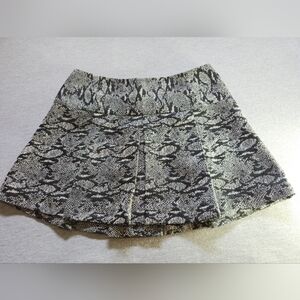 🔥  Tweed pleated skirt